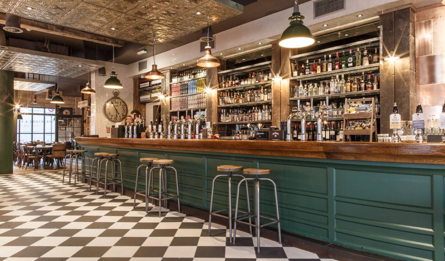 The Plough Bar and Restaurant in Clapham Junction & Wandsworth